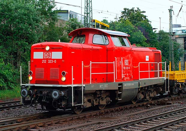 BR 212 V100 — компактный региональный дизель DB