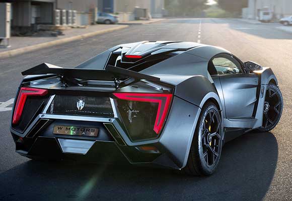 2 место Lykan Hypersport